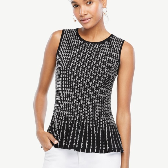 Ann Taylor Embroidered Sleeveless Peplum Sweater S - Picture 3 of 12